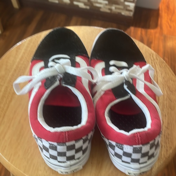 VAN’s OFF THE WALL JUNIORS - Picture 2 of 5